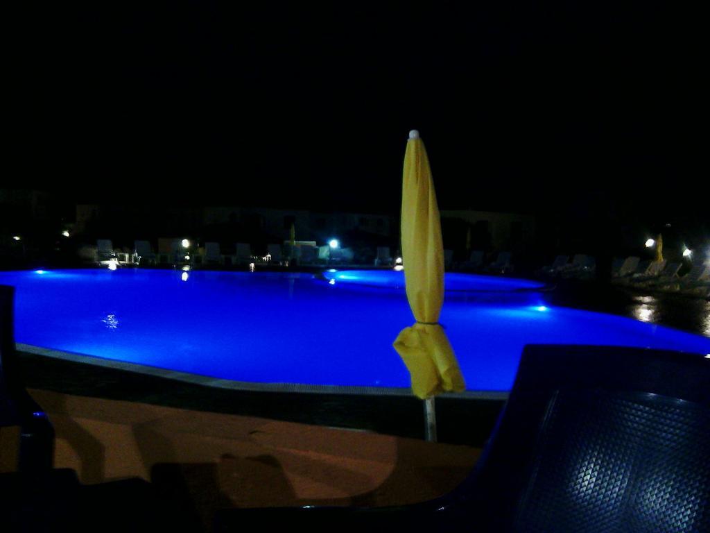 Sardinia Beach Apartments Aglientu Kültér fotó