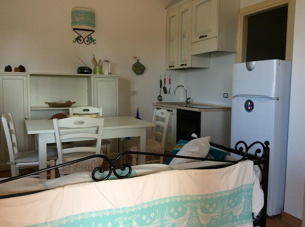 Sardinia Beach Apartments Aglientu Kültér fotó